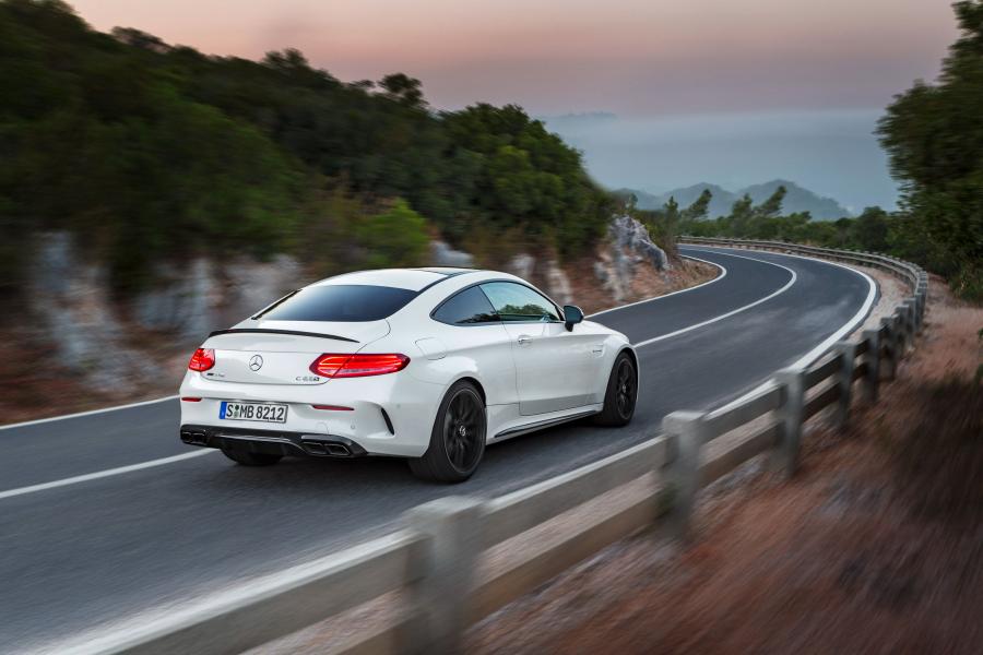  Mercedes-AMG C63 S Coupe 2015 года  (фото 22 из 40)